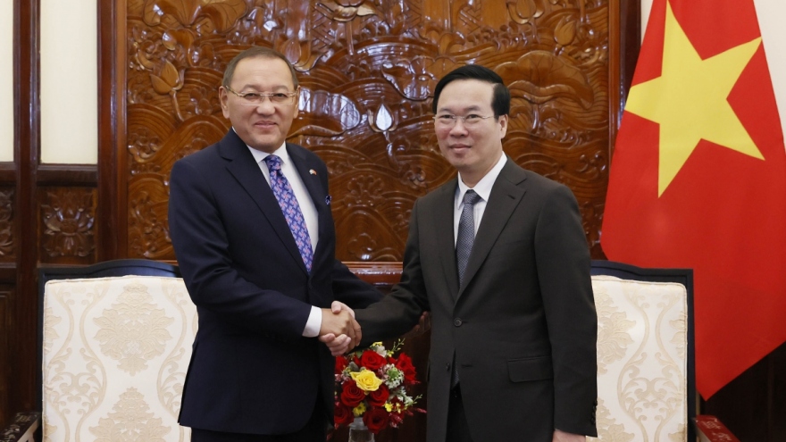 President expects stronger cooperation between Vietnam and Kazakhstan